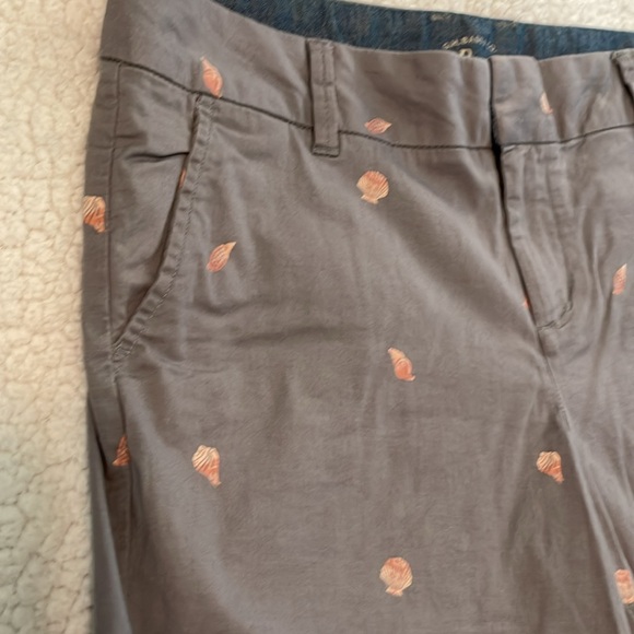 BASS CHINO GRAY SEASHELL PATTERN SIZE 10 - Picture 5 of 9